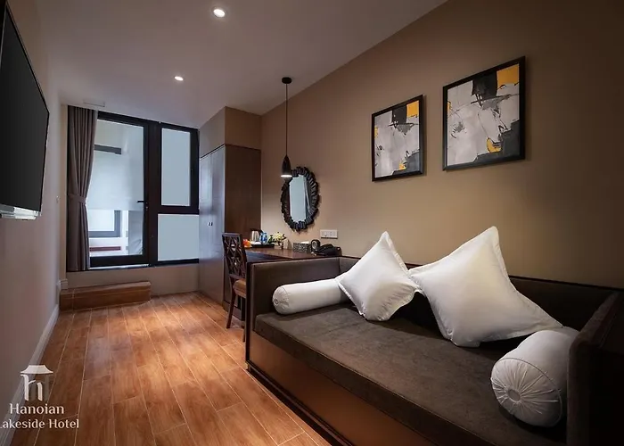 Hanoi Lakeside Premium Hotel & Travel