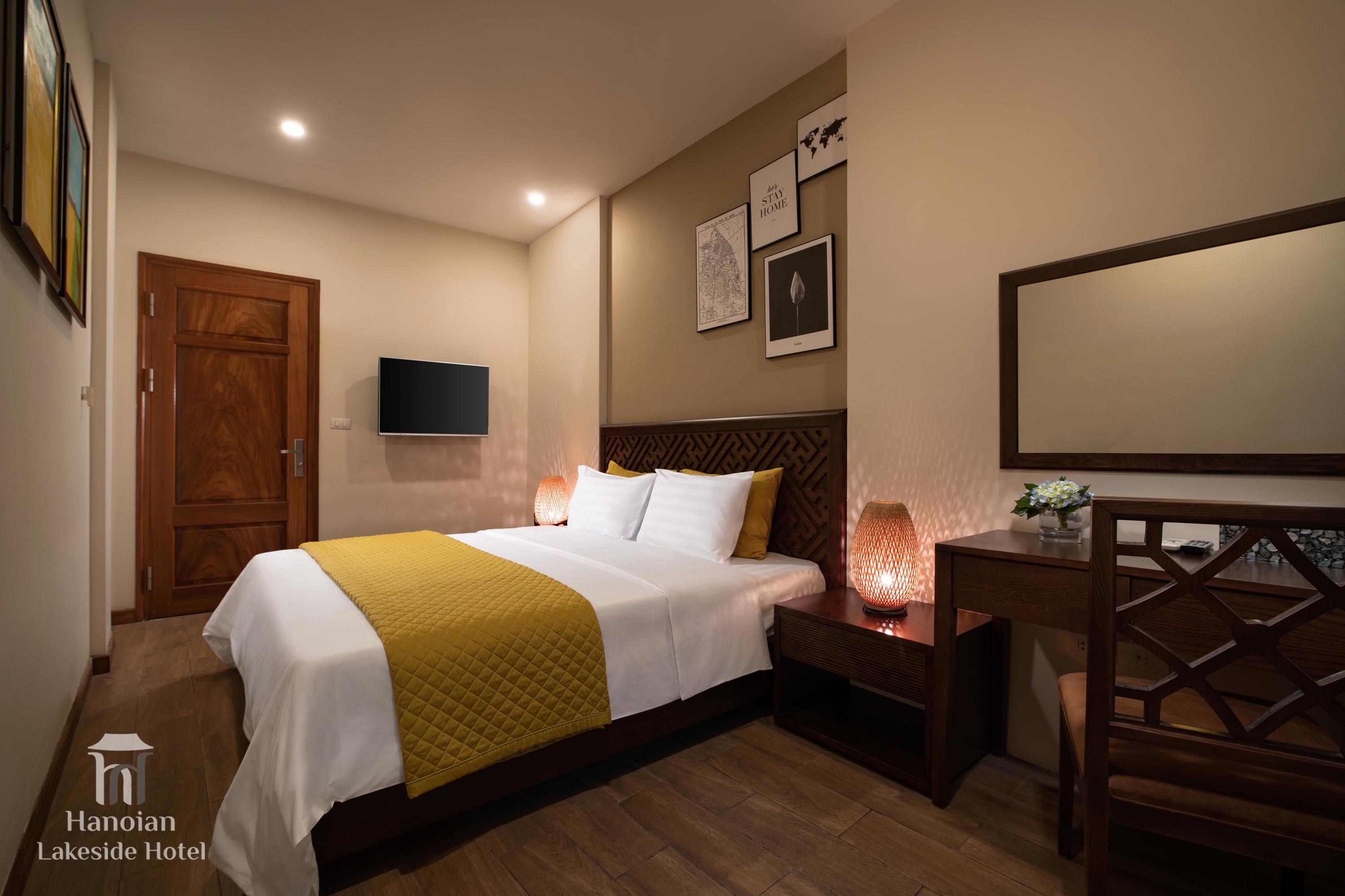 Lakeside Premium & Travel Hotel Hanoï