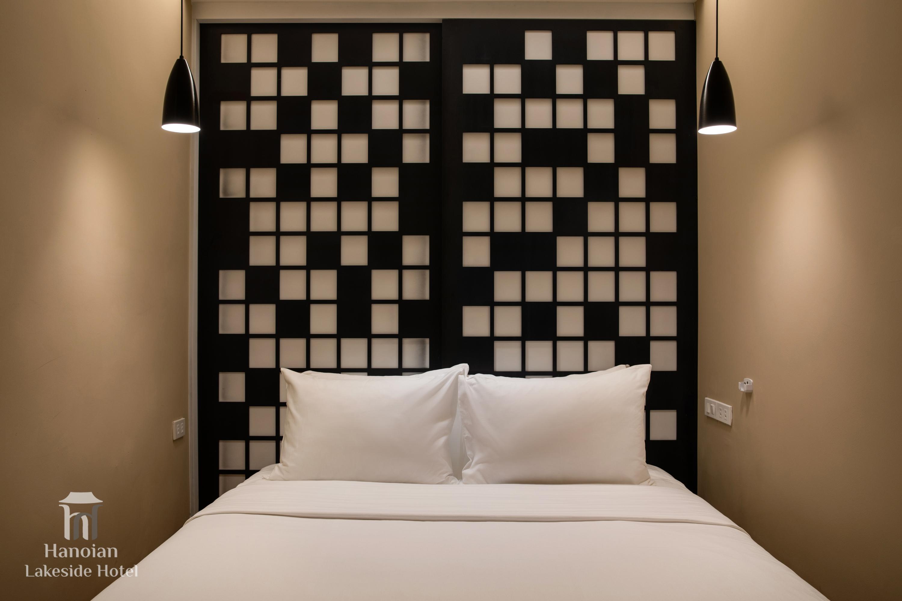 Hotel Lakeside Premium & Travel Hanoï